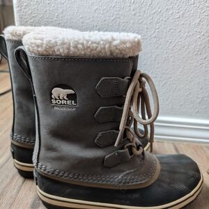 Sorel Waterproof Gray Boots